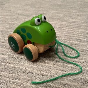 Green Wooden Frog Pull-Along Toy - Learning Toy